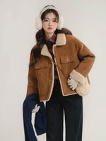Load image into Gallery viewer, Retro Shearling Jacket