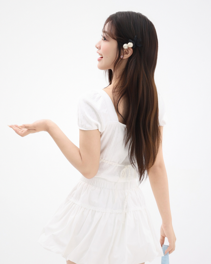 Lulu Lace Bow Puff Tee