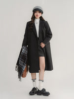 Load image into Gallery viewer, Horizon Trail Wool Coat
